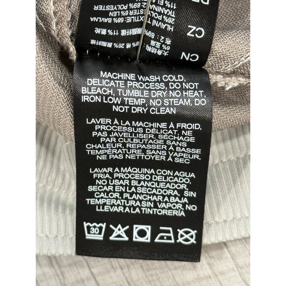 Kuhl Womens Lightweight Casual Pants Hiking Beige Size 10 Short - Picture 5 of 8